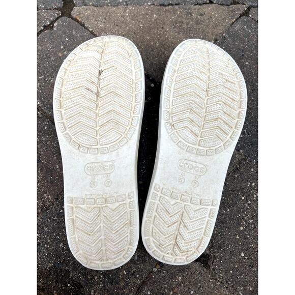 Crocs black & white flip flop sandals ladies 7, mens 5 - Picture 3 of 5